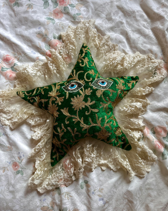Star Face Shaped Pillow in Emerald