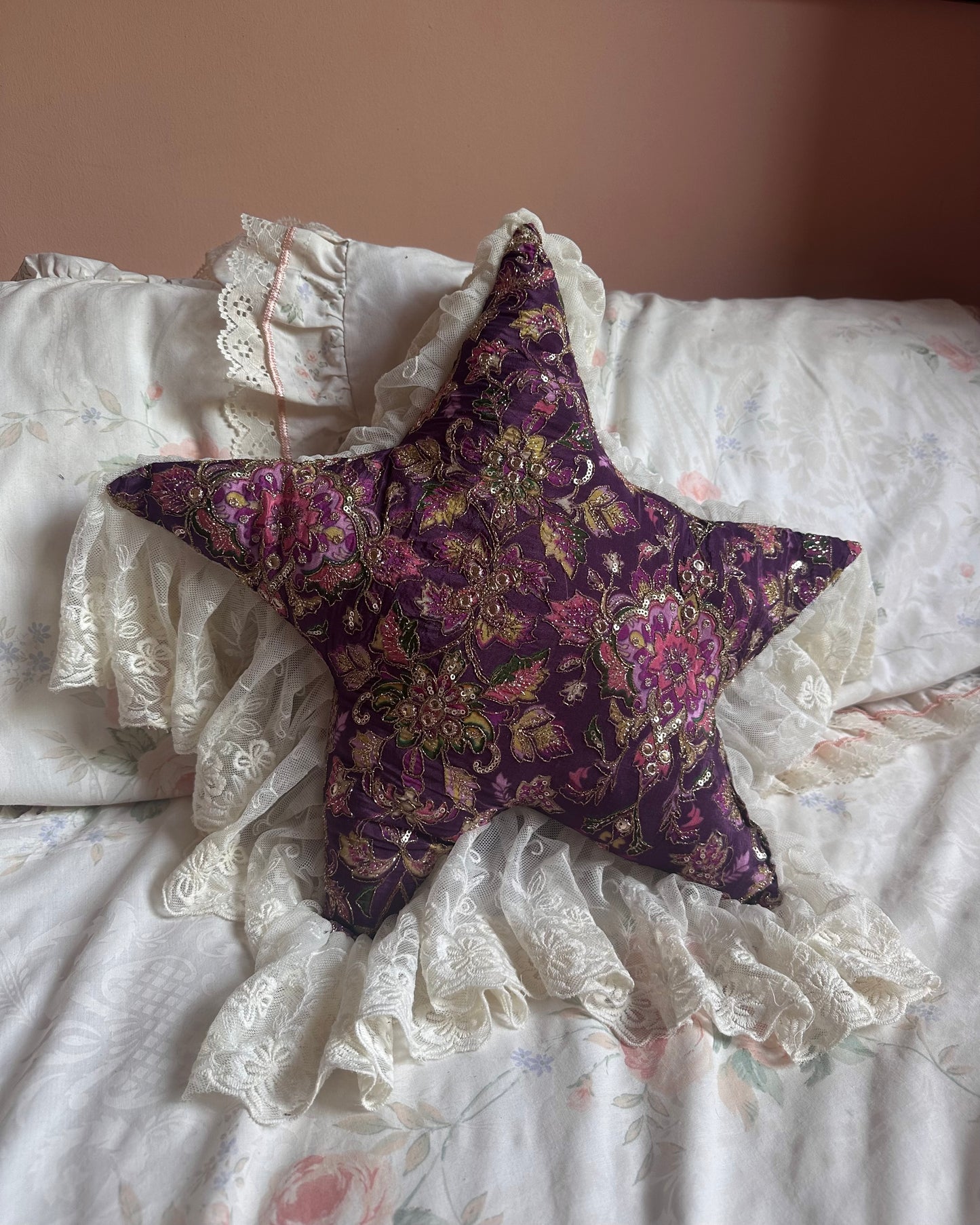 Wonky Star Shaped Pillow in Priscilla