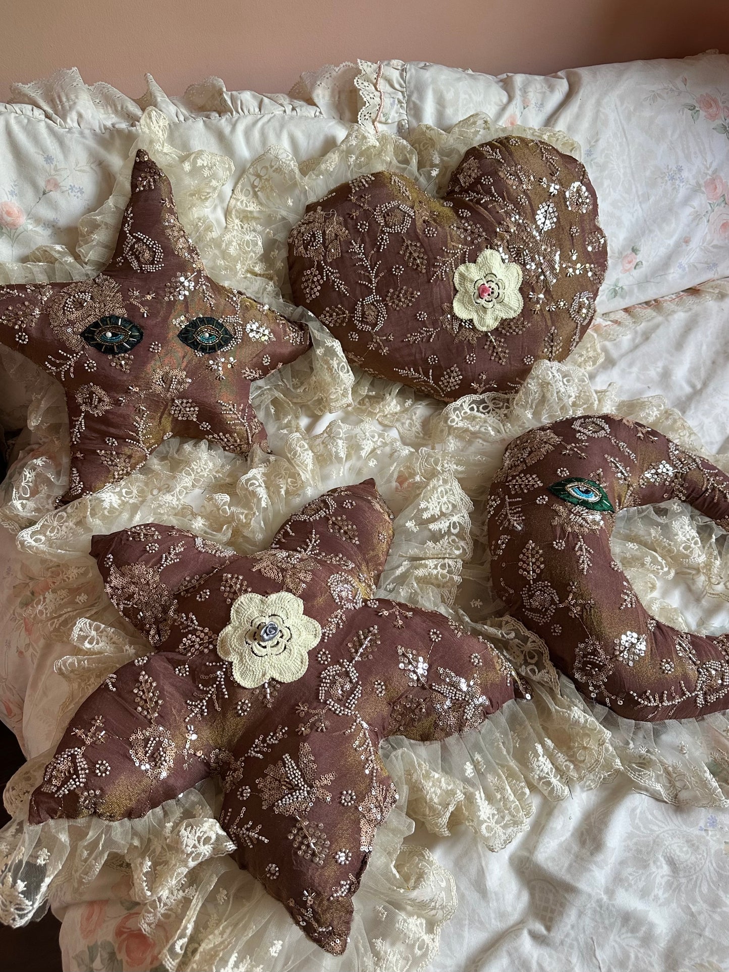 Flower Shaped Pillow in Strawberry Toffee