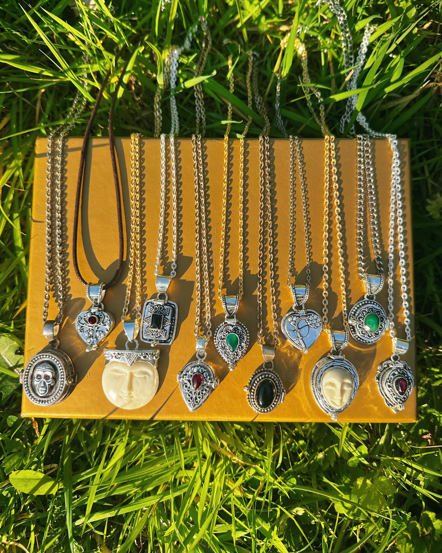 Necklace Drop.02