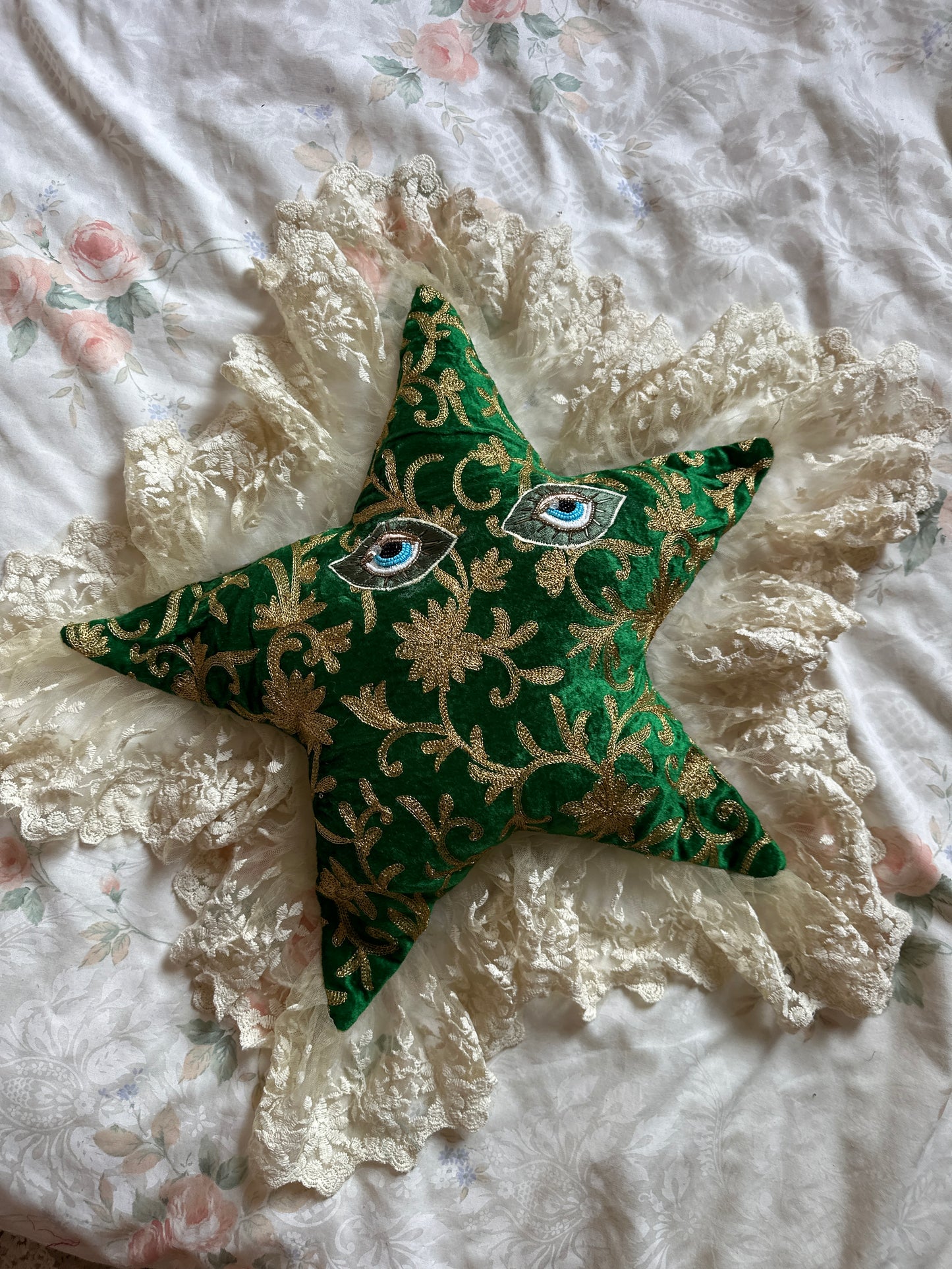 Star Face Shaped Pillow in Emerald