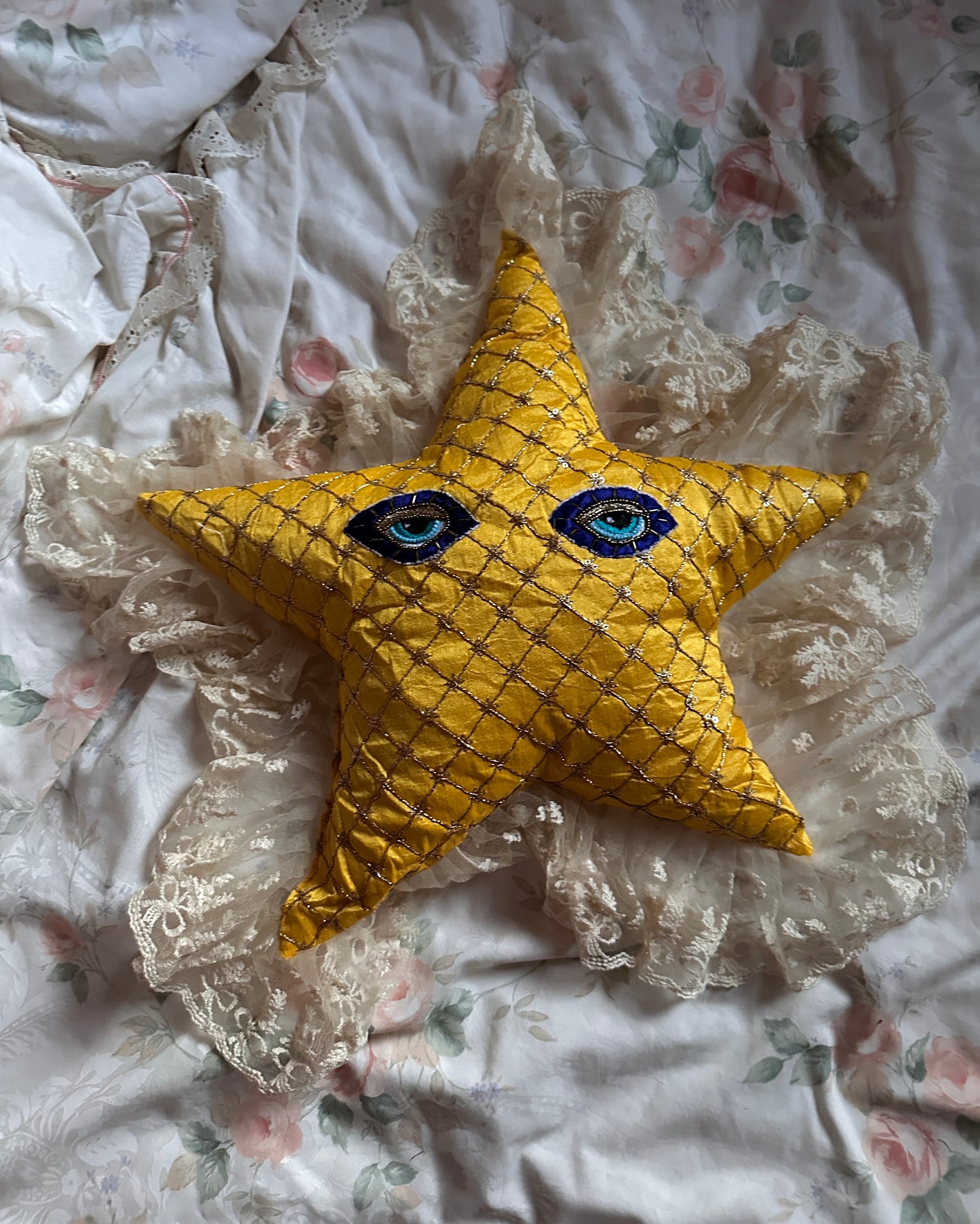 Star Face Shaped Pillow in Lunar Eclipse