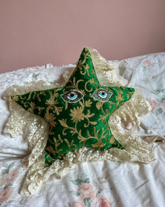 Star Face Shaped Pillow in Emerald