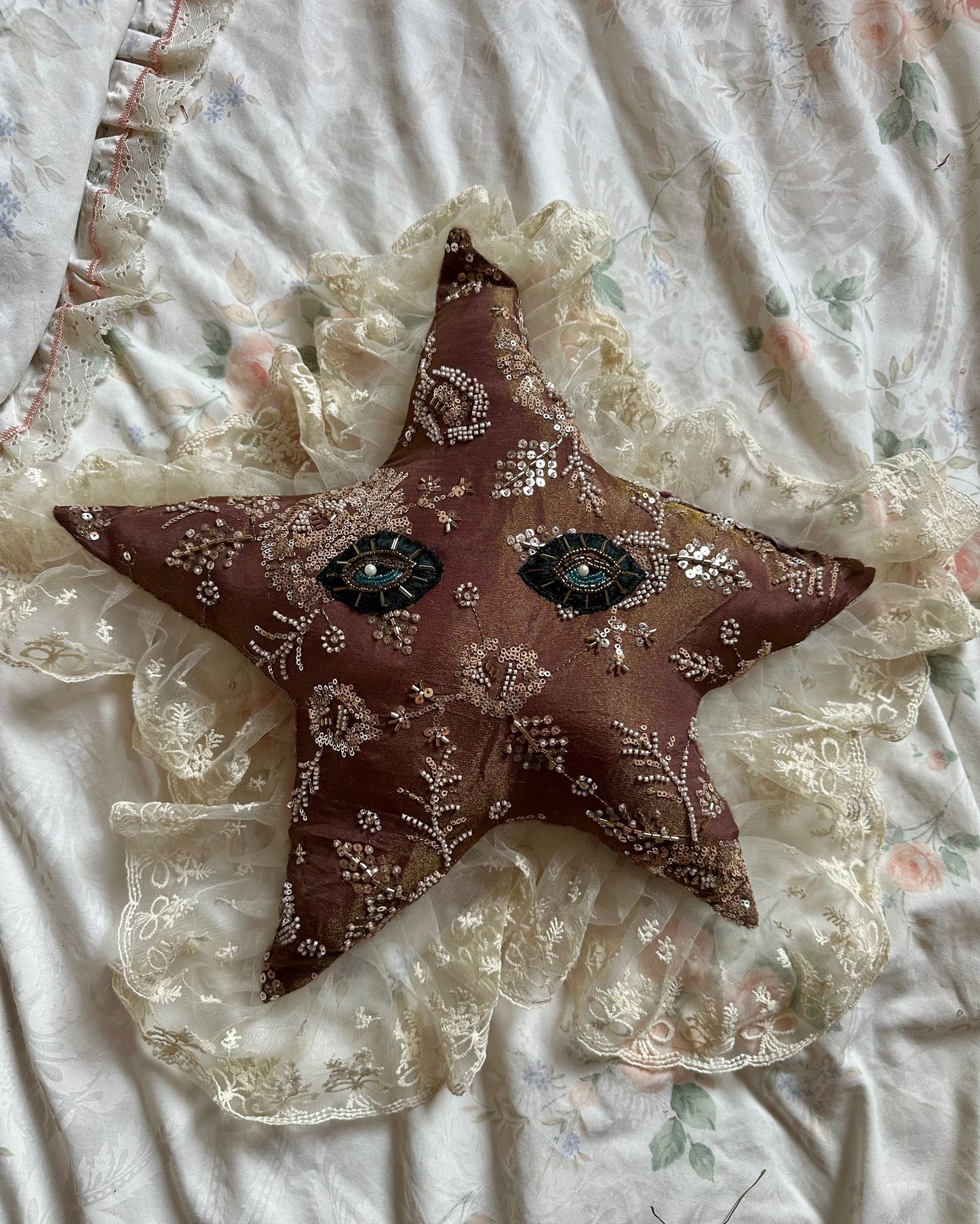 Star Face Shaped Pillow in Strawberry Toffee