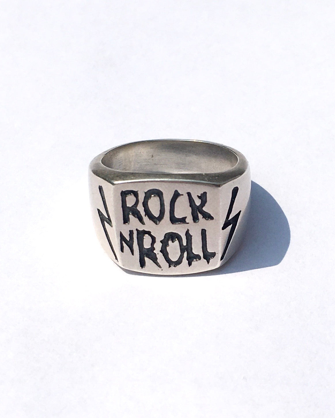Rock N' Roll Ring