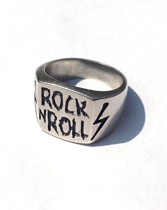 Rock N' Roll Ring