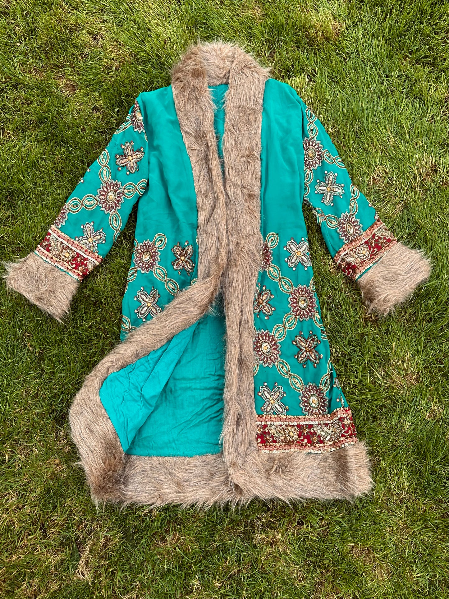 Crimson and Clover Afghan Coat Size M - Unisex