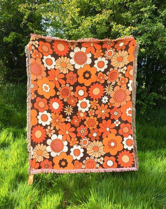 Load image into Gallery viewer, Wildflower Woven Blanket
